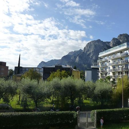 Appartamento Lombardi Riva del Garda Exterior photo